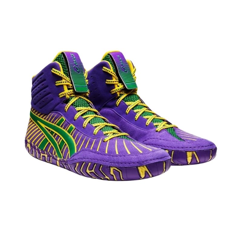 does academy have wrestling shoes